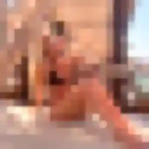Melodie, 21 ans, connectée à Arcueil pour une rencontre coquine