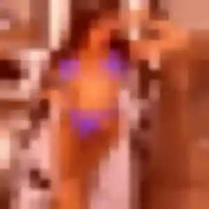 Photo exclusive de Dina, 24 ans à Bois-Colombes - rencontre sans lendemain