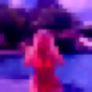 Heloise, 21 ans, en ligne à Buc pour un rencontre libertine