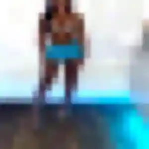 Photo de Capucine à Chennevières-sur-Marne (41 ans) - rencontre libertine anonyme