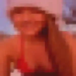 Contacte Tessa, 21 ans à Clamart en t'inscrivant
