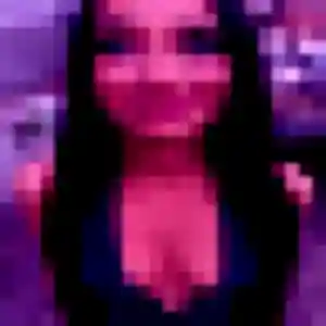 Emmanuelle, fille de 26 ans propose rencontre libertine à Courbevoie