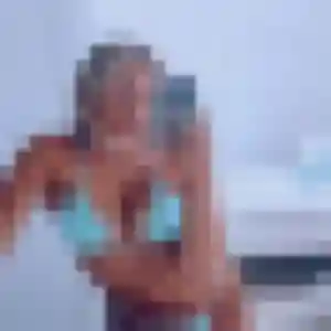 Sexy Karen, 22 ans à Descartes - voir sa photo