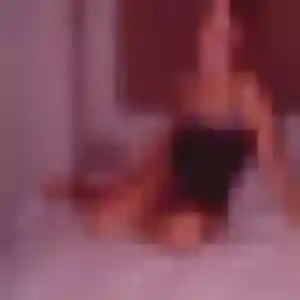 Photo de Monique à Feucherolles (41 ans) - rencontre libertine anonyme