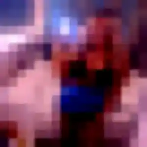 Zina, 20 ans, en ligne à Fresnes pour une rencontre coquine