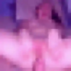 Bertille, 20 ans, dispo pour rencontre libertine à Jouars-Pontchartrain