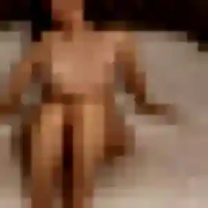 Phoebe (22 ans) à Le Mérévillois cherche une rencontre ce soir