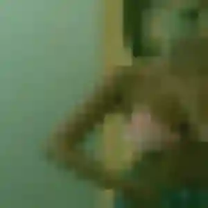 Rejoins Karine, 30 ans à Le Mesnil-le-Roi gratuitement