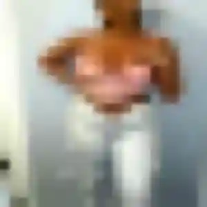 Touria, femme de 21 ans propose rencontre libertine à Magny-le-Hongre