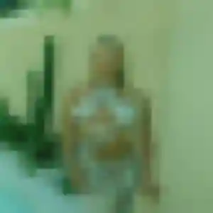 Belle Lamia, 19 ans à Marines - voir sa photo