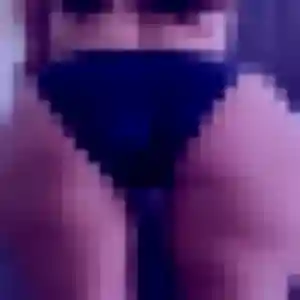 Rencontre Violette, 34 ans à Moissy-Cramayel gratuitement