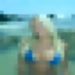 Photo privée de Ninon, 44 ans à Neuville-aux-Bois - rencontre coquine