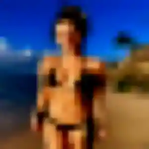 Josephine, 19 ans, connectée à Noiseau pour un rencontre libertine