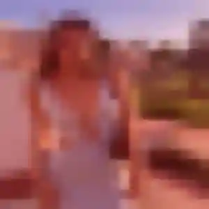 Photo de Laure à Saint-Denis (23 ans) - rencontre libertine anonyme