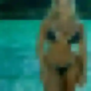 Helene, 22 ans, connectée à Saint-Florent-sur-Cher pour un rencontre libertine