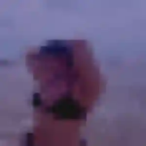 Inaya (19 ans) à Saint-Florent-sur-Cher propose un rencontre libertine rapidement