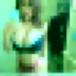 Sophie, 28 ans, dispo pour rencontre libertine à Saint-Gratien