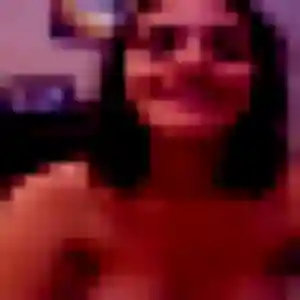 Rejoins Yvette, 28 ans à Saint-Jean-le-Blanc gratuitement