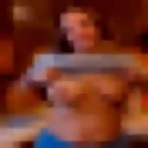 Anne-Charlotte, 43 ans, disponible à Sèvres pour un rencontre libertine