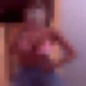 Gabrielle, 34 ans, connectée à Tigery pour un rencontre libertine