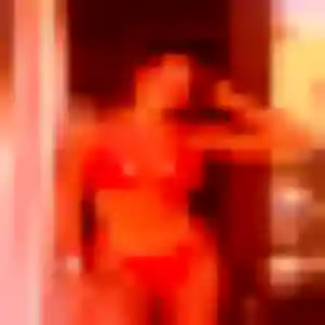 Jolie Cassandre, 30 ans à Vanves - la contacter