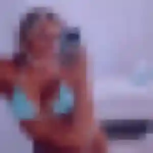 Odile, 26 ans, en ligne à Vernouillet pour une rencontre coquine