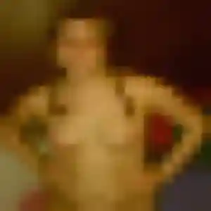 Photo de Penelope à Veuzain-sur-Loire (34 ans) - rencontre libertine gratuit